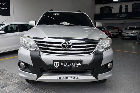 TOYOTA HILUX SW4 2.7 SR 4X2 16V FLEX 4P AUTOMÁTICO